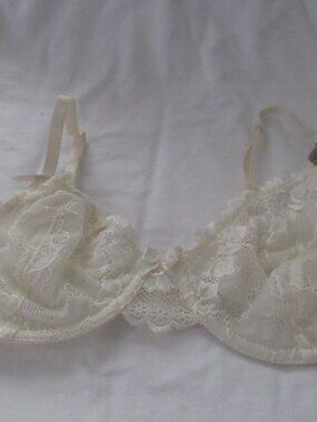 Apt 9 Creal Lace Unlined Bra 34C NWT